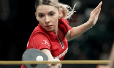 开云体育登录-罗马尼亚选手勇夺桂冠，风采翩翩