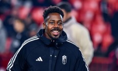 开云下载-斯图加特球队外援表现低迷，受到批评的简单介绍