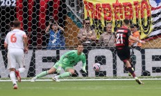 开云官网-点球大战，胜负悬殊，引发观众热议的简单介绍