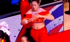 开云体育下载-热身赛决胜负，国家队施展拼劲