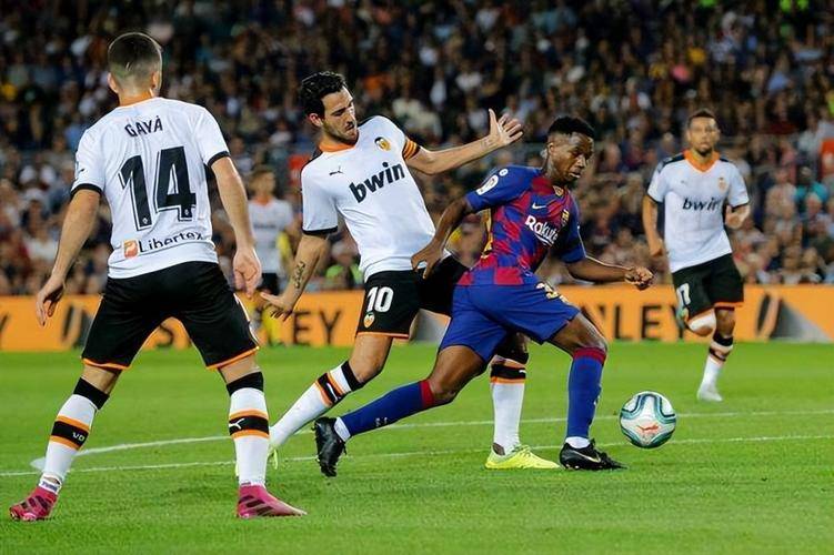 瓦伦西亚险胜塞维利亚,继续保持不败势头的简单介绍 瓦伦西亚险胜塞维利亚,继续保持不败势头的简单介绍