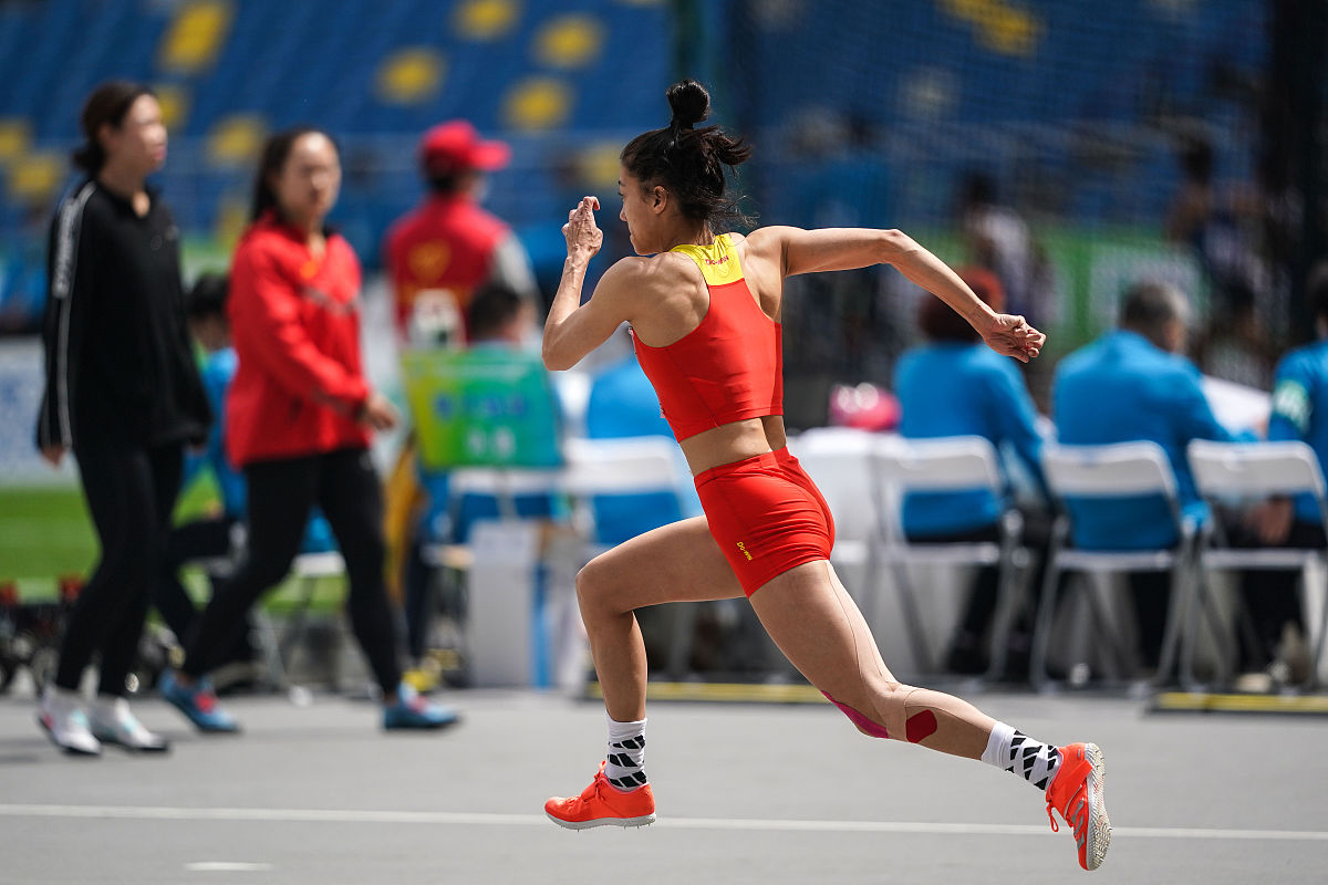 勇往直前！中国女足以团队力量获得胜利的简单介绍
