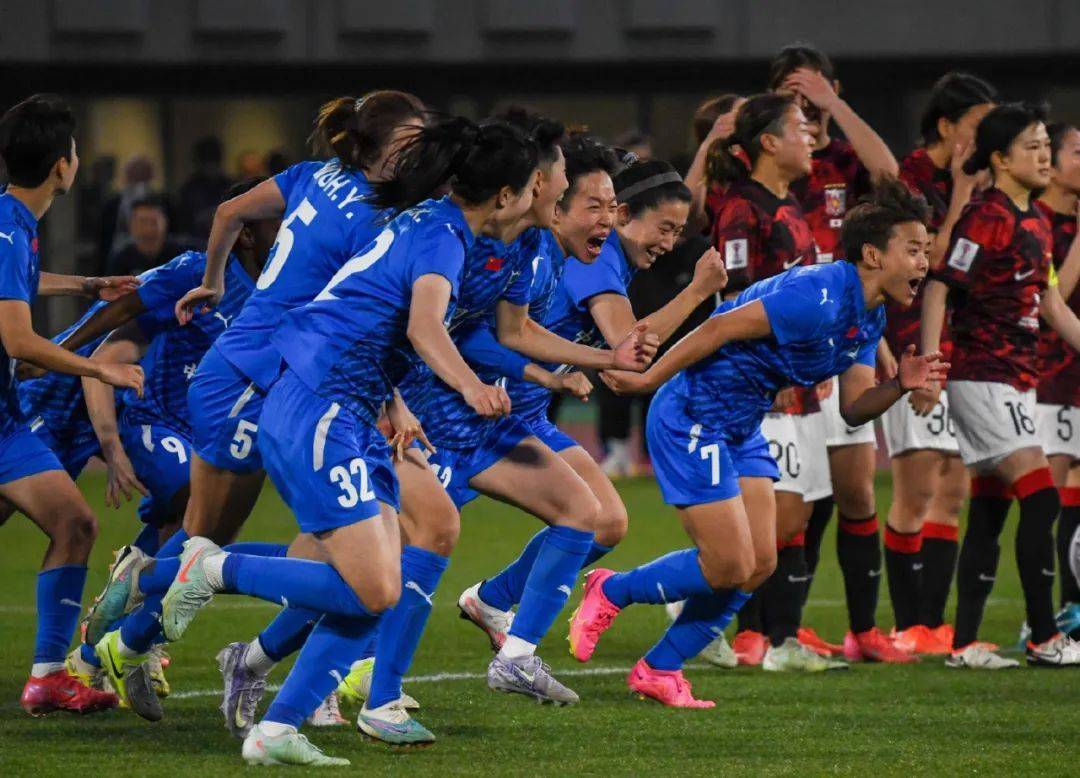 智利女足表现突出，锁定女足冠军联合会杯四强的简单介绍