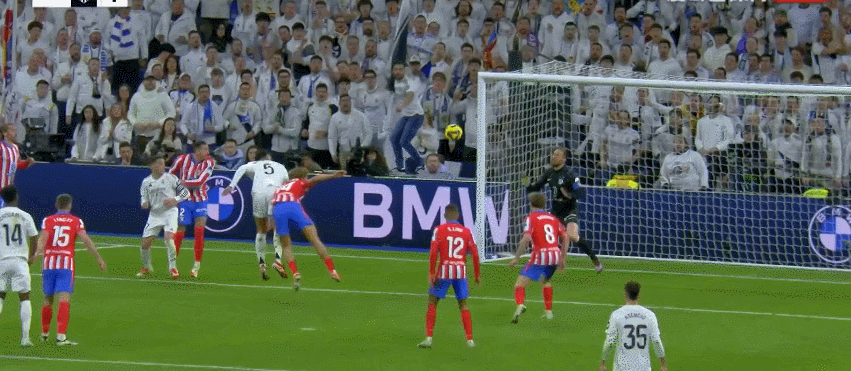 曼城踢出新潮球风冲击欧冠宝座 曼城踢出新潮球风冲击欧冠宝座