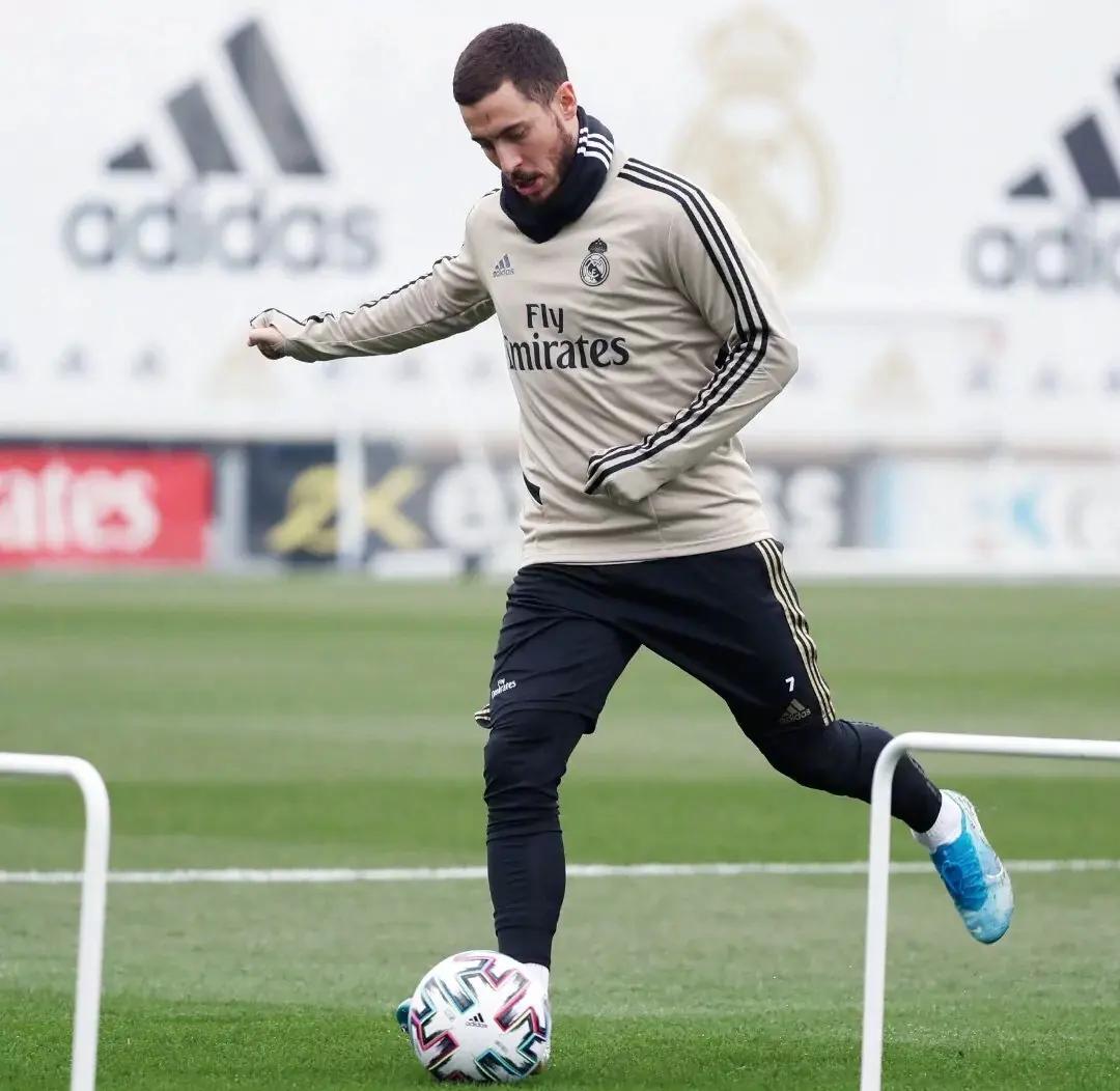 巴伦西亚战绩下滑,频遭连败 巴伦西亚战绩下滑,频遭连败