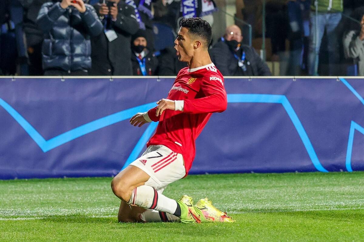 阿尔巴尼亚取得关键胜利王克莱因制胜球的简单介绍 阿尔巴尼亚取得关键胜利王克莱因制胜球的简单介绍