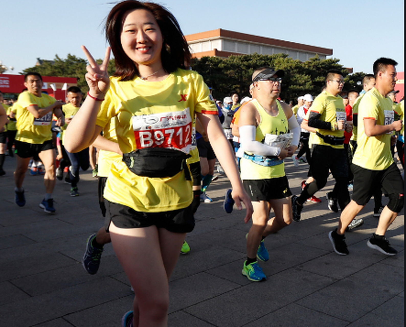卢旺达长跑选手宾马伊夺得男子马拉松冠军 卢旺达长跑选手宾马伊夺得男子马拉松冠军