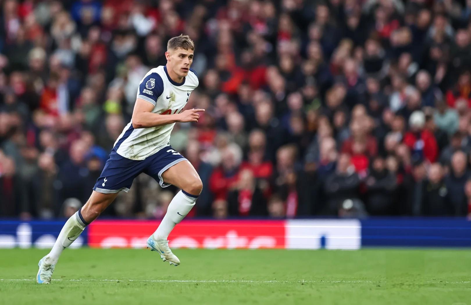 热刺混战全力，目标锁定晋级之路