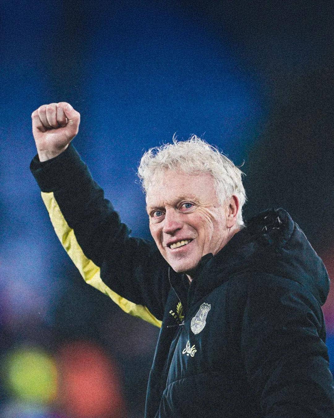 埃弗顿全队斗志昂扬,迎接新一轮挑战 埃弗顿全队斗志昂扬,迎接新一轮挑战