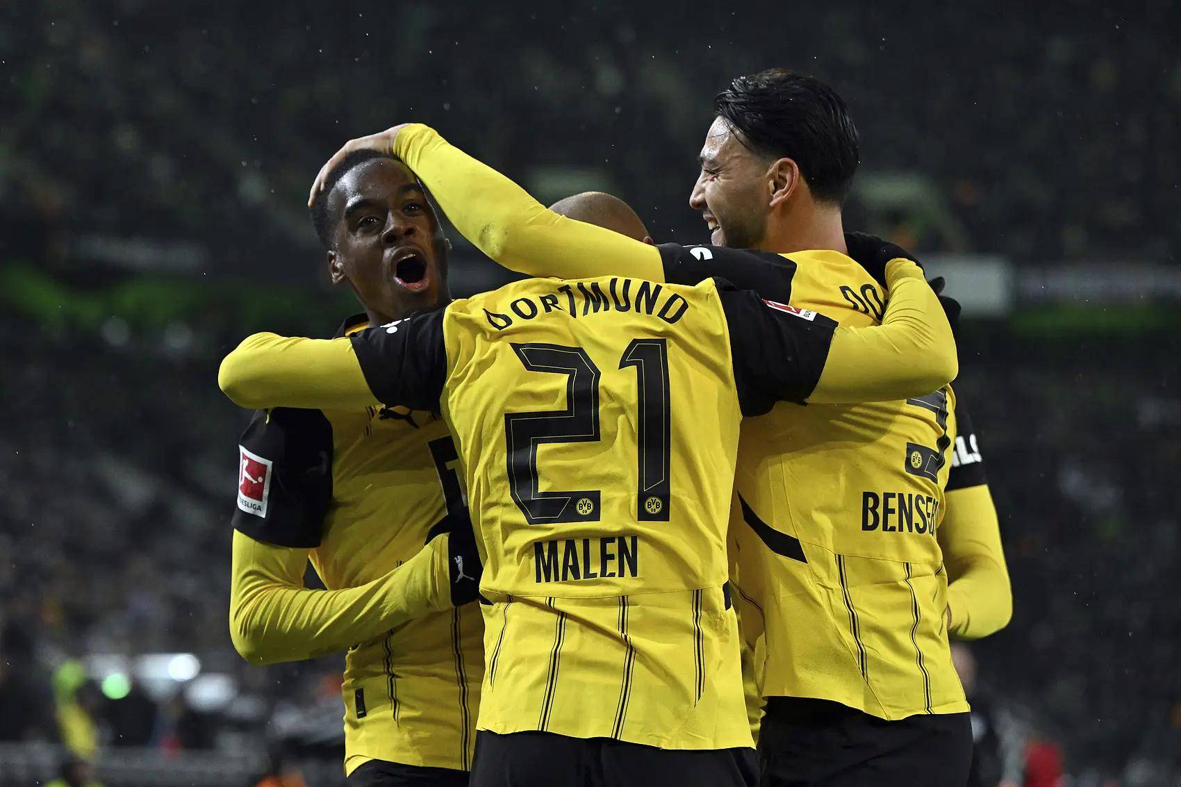 包含多特蒙德客场力克对手,稳居德甲前四位置的词条 包含多特蒙德客场力克对手,稳居德甲前四位置的词条