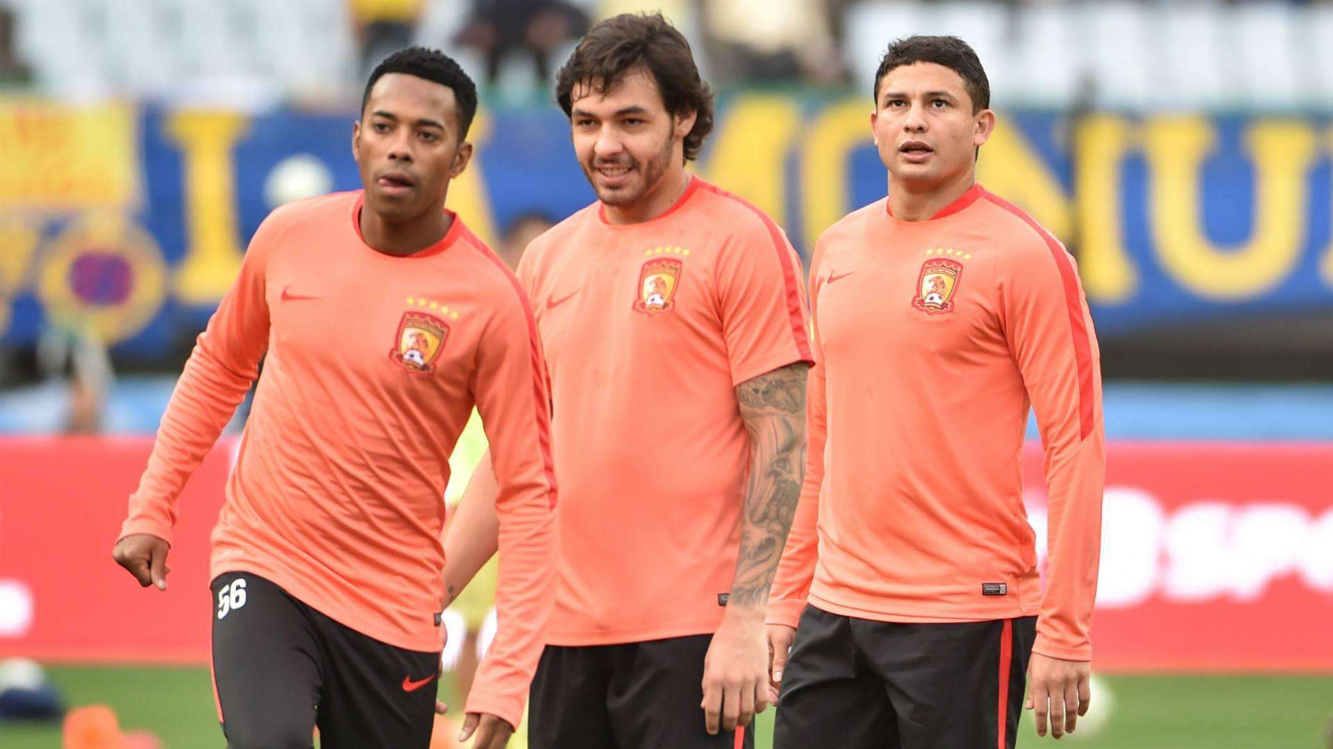 广州恒大战胜对手,掌握领先优势 广州恒大战胜对手,掌握领先优势