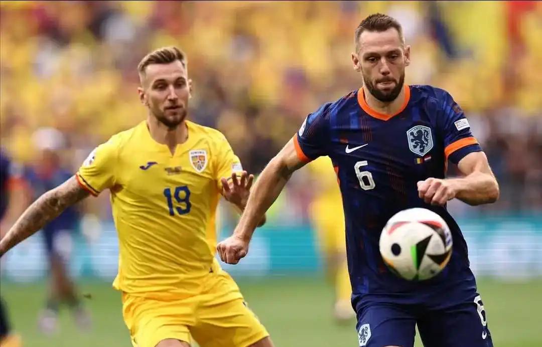 荷兰队被排除在外,捷克队成功晋级欧洲杯四强 荷兰队被排除在外,捷克队成功晋级欧洲杯四强