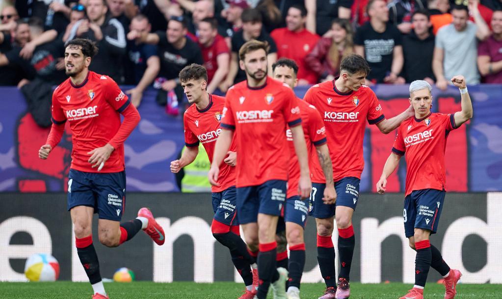 瓦伦西亚主场大胜奥萨苏纳,排名不断攀升 瓦伦西亚主场大胜奥萨苏纳,排名不断攀升