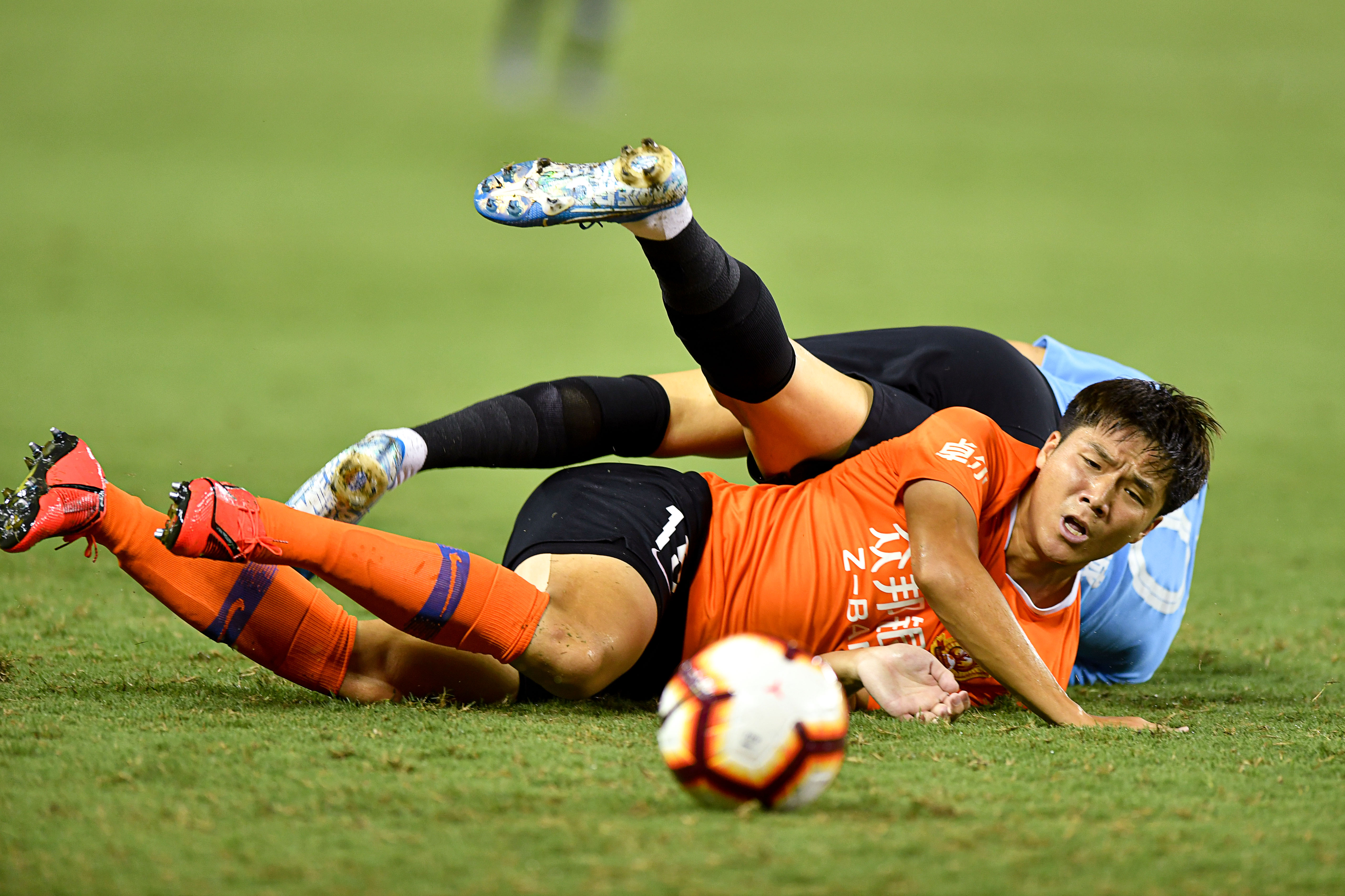 包含大连一方豪取胜利,武汉卓尔难逃败绩的词条 包含大连一方豪取胜利,武汉卓尔难逃败绩的词条