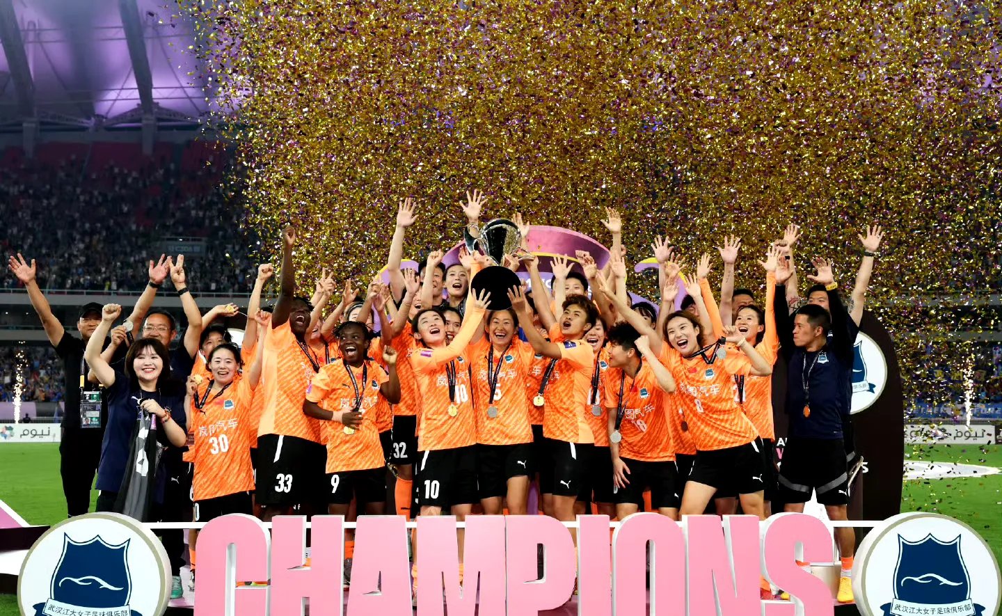 亚冠比赛交接叠加,球员体能严重透支的简单介绍 亚冠比赛交接叠加,球员体能严重透支的简单介绍