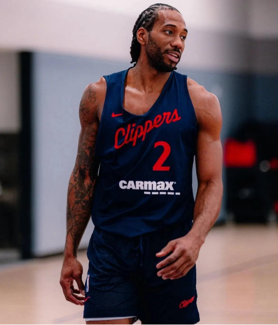 爵士再胜快船,米切尔限制莱昂纳德得分 爵士再胜快船,米切尔限制莱昂纳德得分