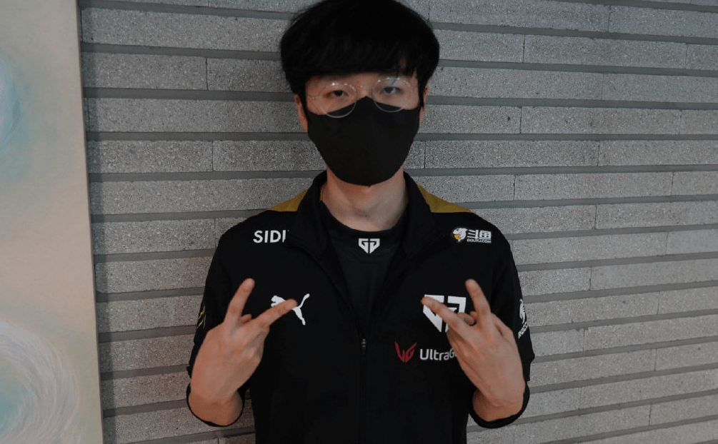 CLG血洗BRO,Peanut极限生还后反打鏖战多局全球总决赛,锁定晋级资格的简单介绍 CLG血洗BRO,Peanut极限生还后反打鏖战多局全球总决赛,锁定晋级资格的简单介绍