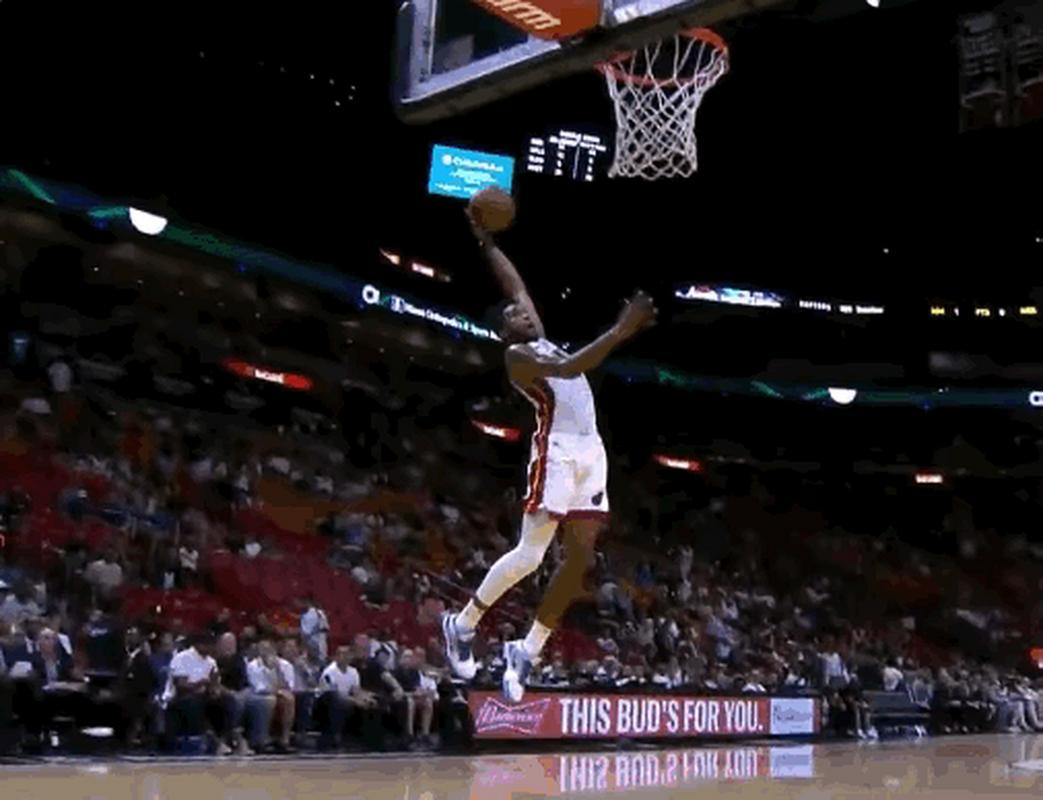 开拓者再胜快船,将系列赛扳平 开拓者再胜快船,将系列赛扳平