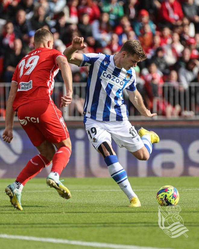 阿尔梅里亚年轻球员受益于主力伤退,机会来了 阿尔梅里亚年轻球员受益于主力伤退,机会来了