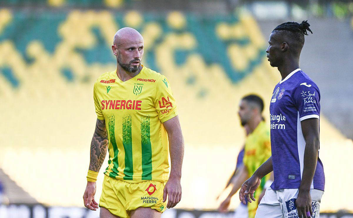 马赛在主场告败，令球迷大失所望